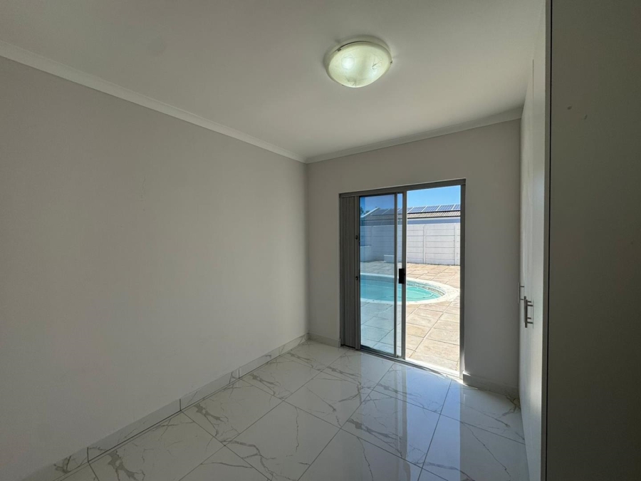 To Let 3 Bedroom Property for Rent in Milnerton Ridge Western Cape